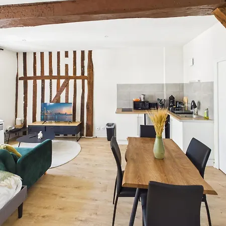 Le Loft Boucherat Apartment *