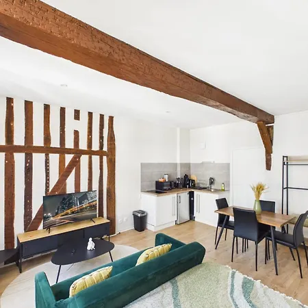 Le Loft Boucherat Apartment *